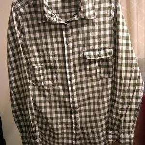 Gap shirt